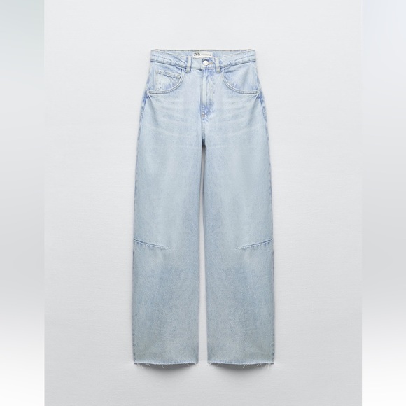 Zara ZW MID-RISE WIDE LEG BALLOON JEANS. Light Blue. Size US 2. new with Tags. - Picture 8 of 10